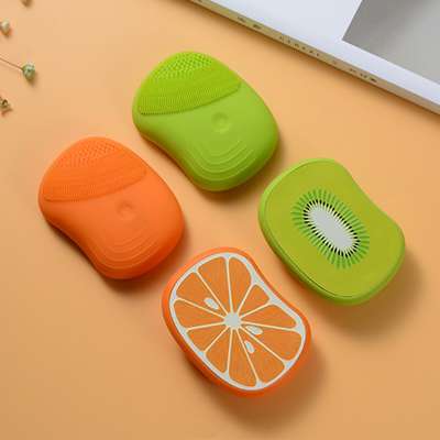 2019 new fruit design silicone ultrasonic 5 in 1 electric facial brush